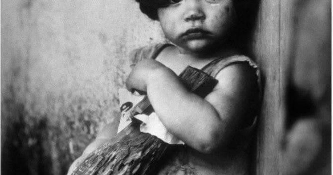 Derrière le sourire …